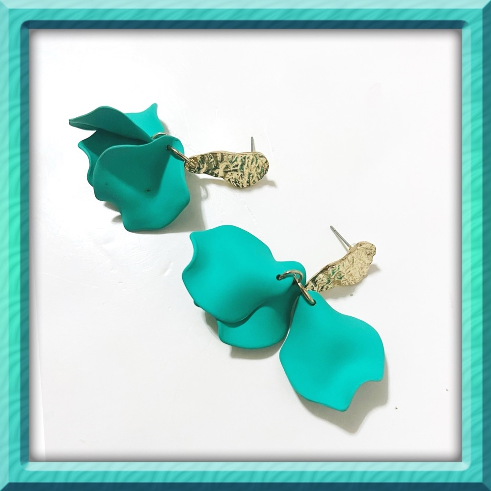 Floristic earrings